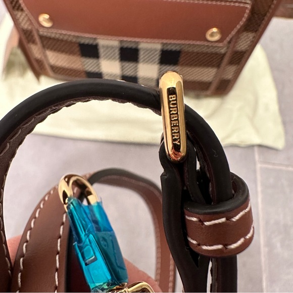 BURBERRY Mini Pocket Bag Knitted Check and Leather- Dark Birch Brown - Picture 11 of 11